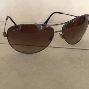 Ray-Ban Unisex Aviator Sunglasses